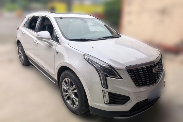 Used Cadillac XT5 2020 28T Luxury Version Front Right 45 Deg