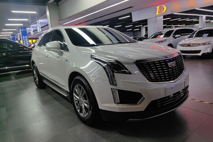 Used Cadillac XT5 2020 Revised Version 28T Luxury Edition Front Right 45 Deg