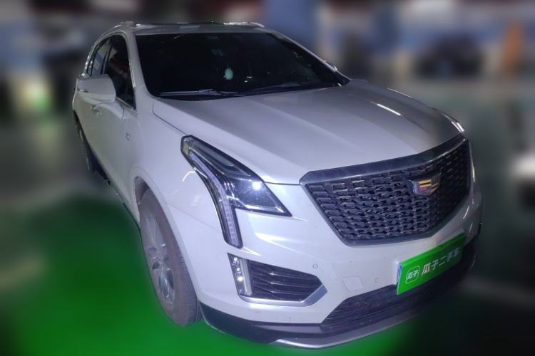 Used Cadillac XT5 2020 28T Luxury Version Front Right 45 Deg