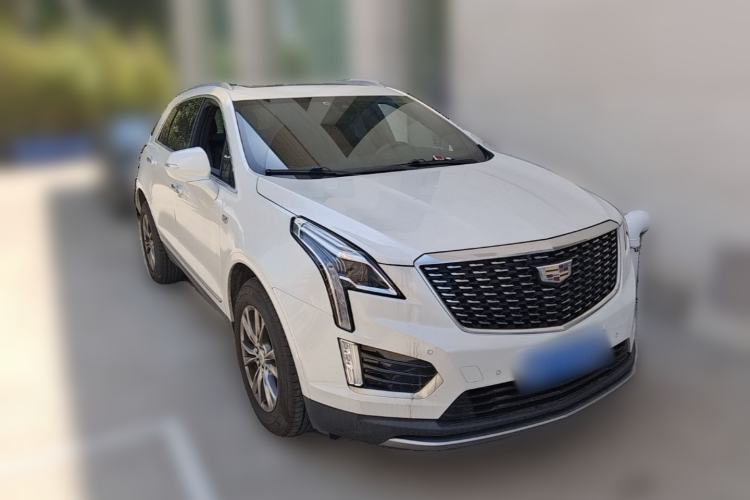Used Cadillac XT5 2020 28T Luxury Version Front Right 45 Deg