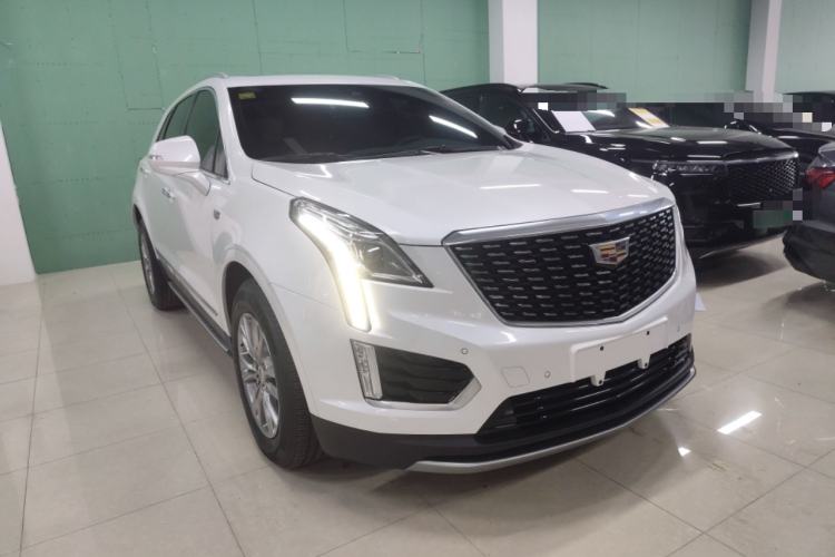 Used Cadillac XT5 2020 Revised Version 28T Luxury Edition Front Right 45 Deg
