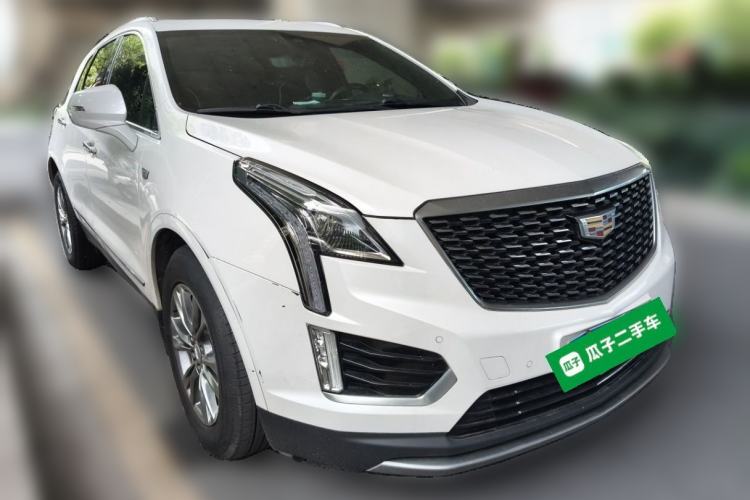Used Cadillac XT5 2020 28T Luxury Version Front Right 45 Deg