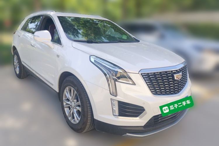 Used Cadillac XT5 2020 28T Luxury Version Front Right 45 Deg