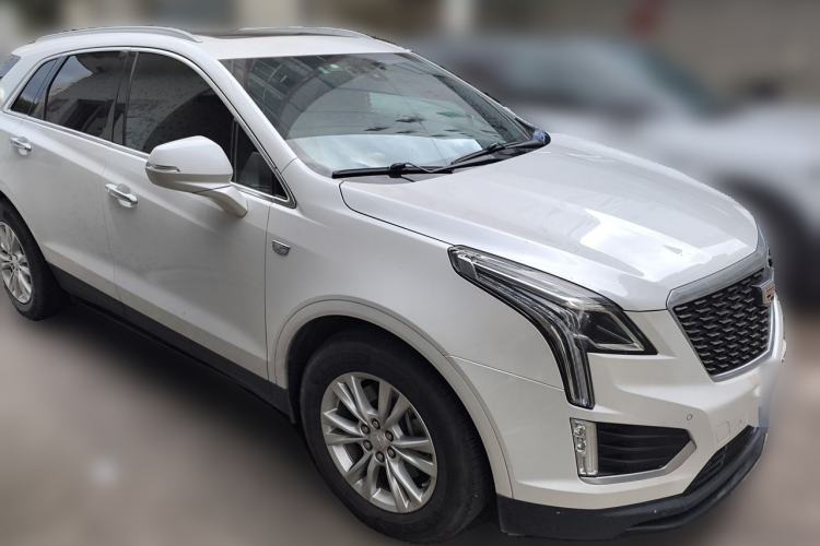 Used Cadillac XT5 2020 28T Four-Wheel Drive Tech Version Front Right 45 Deg
