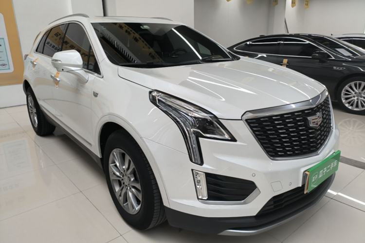 Used Cadillac XT5 2020 Revised Version 28T Luxury Edition Front Right 45 Deg