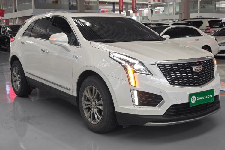 Used Cadillac XT5 2020 Revised Version 28T Luxury Edition Front Right 45 Deg