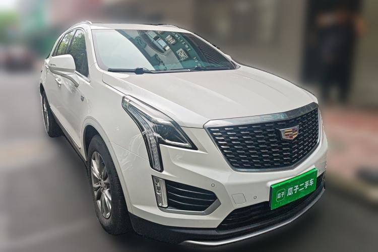 Used Cadillac XT5 2020 Revised Version 28T Luxury Edition Front Right 45 Deg