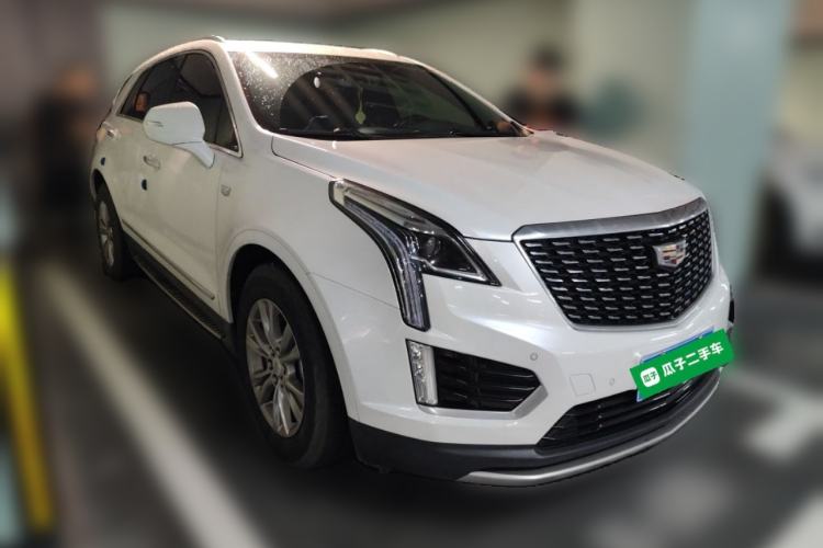 Used Cadillac XT5 2020 28T Luxury Version Front Right 45 Deg