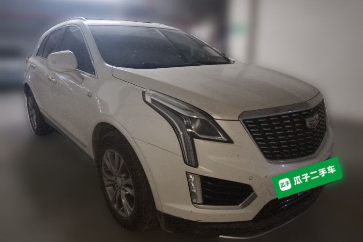 Used Cadillac XT5 2020 28T Luxury Version Front Right 45 Deg