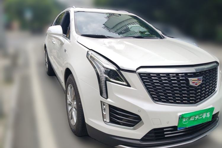 Used Cadillac XT5 2020 Revised Version 28T Luxury Edition Front Right 45 Deg