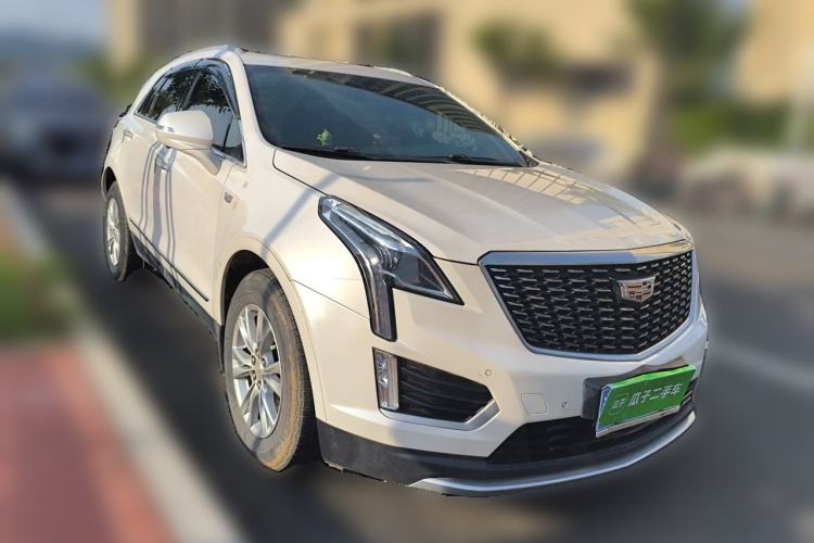 Used Cadillac XT5 2020 Revised Version 28T Luxury Edition Front Right 45 Deg