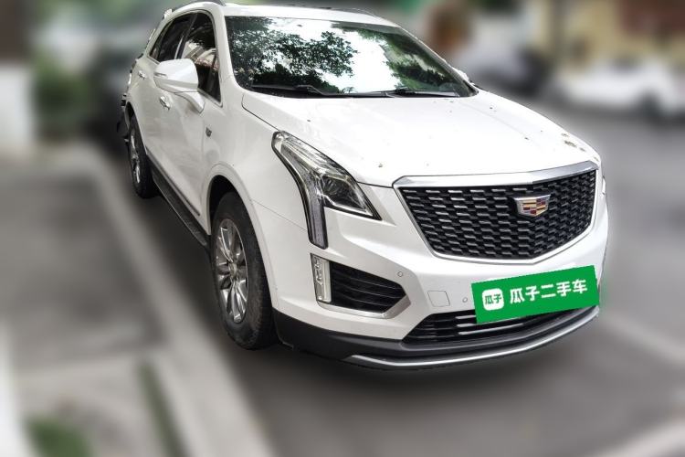 Used Cadillac XT5 2020 28T Luxury Version Front Right 45 Deg