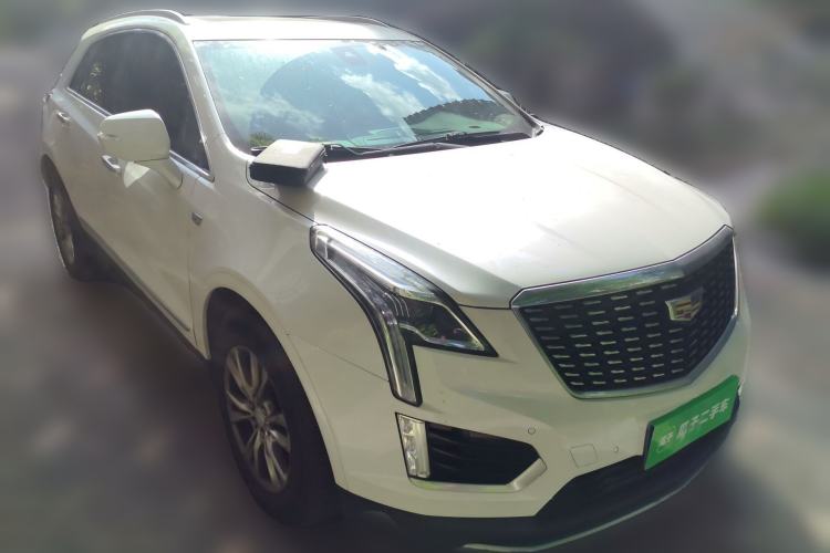 Used Cadillac XT5 2020 Revised Version 28T Luxury Edition Front Right 45 Deg