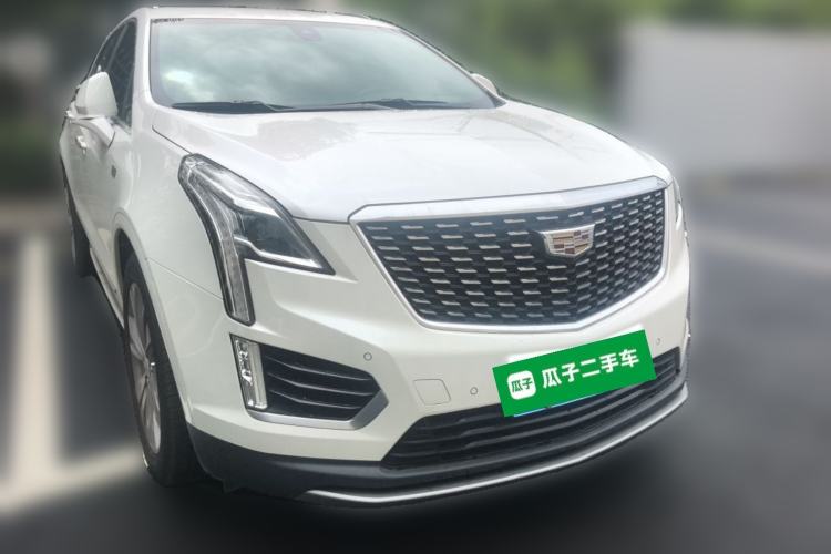 Used Cadillac XT5 2020 28T Luxury Version Front Right 45 Deg