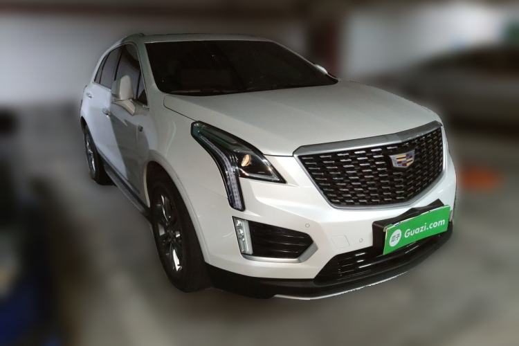 Used Cadillac XT5 2020 28T Luxury Version Front Right 45 Deg