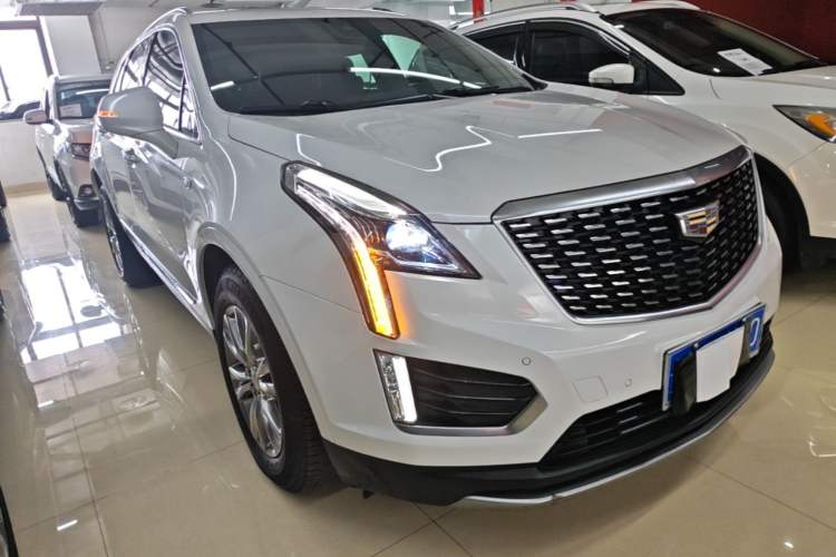 Used Cadillac XT5 2020 28T Four-Wheel Drive Luxury Version Front Right 45 Deg