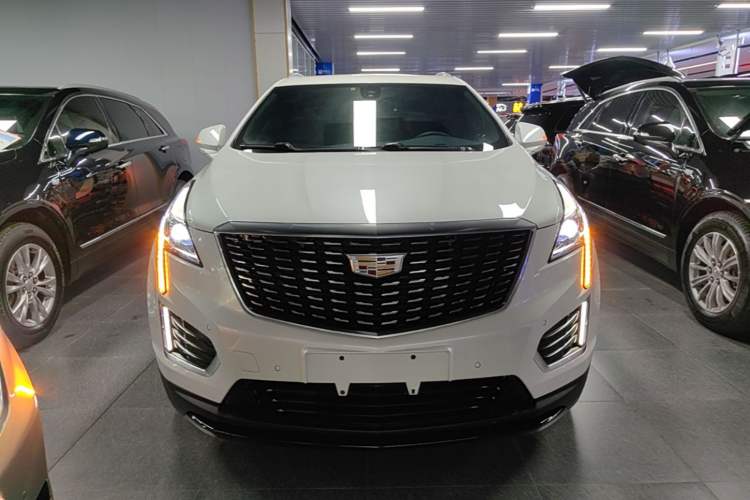 Used Cadillac XT5 2020 28T Tech Edition Front