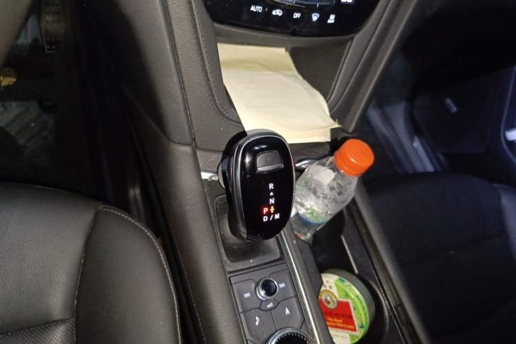 Used Cadillac XT5 2020 Revised Version 28T Four-Wheel Drive Luxury Edition Gear Lever