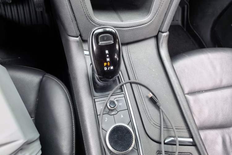 Used Cadillac XT5 2020 28T Luxury Version Gear Lever