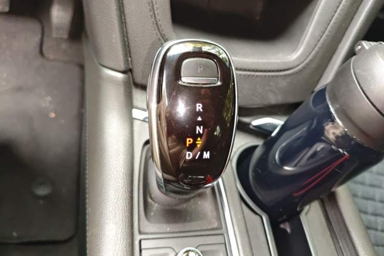 Used Cadillac XT5 2020 28T Luxury Version Gear Lever