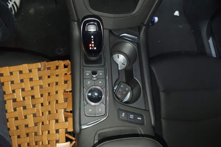 Used Cadillac XT5 2020 28T Luxury Version Gear Lever