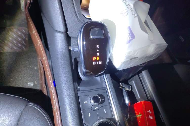Used Cadillac XT5 2020 28T Luxury Version Gear Lever