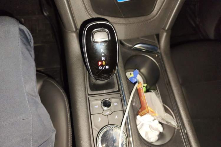 Used Cadillac XT5 2020 28T Luxury Version Gear Lever
