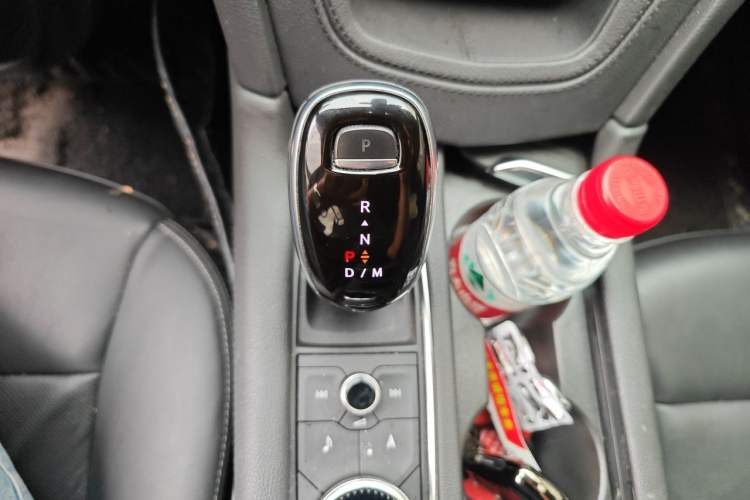 Used Cadillac XT5 2020 Revised Version 28T Tech Edition Gear Lever