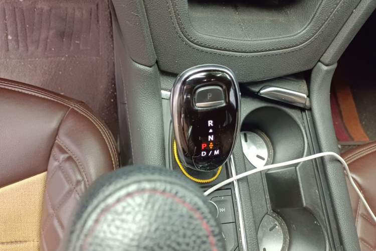 Used Cadillac XT5 2020 Revised Version 28T Luxury Edition Gear Lever