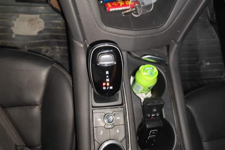 Used Cadillac XT5 2020 Revised Version 28T Luxury Edition Gear Lever