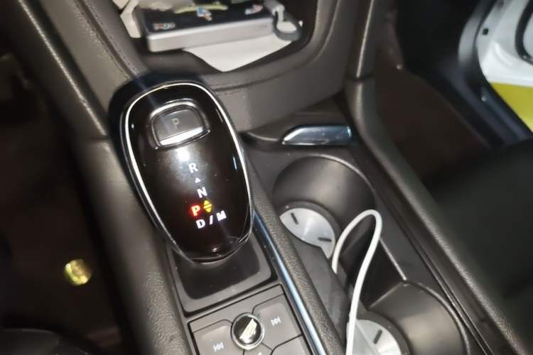 Used Cadillac XT5 2020 28T Luxury Version Gear Lever