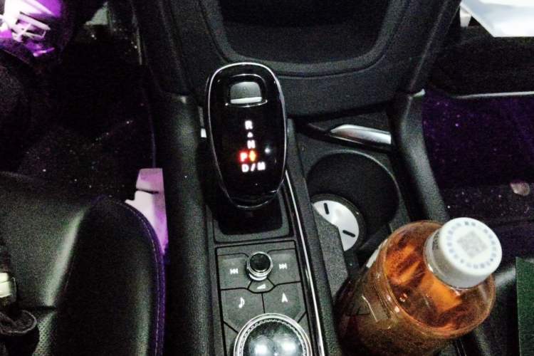 Used Cadillac XT5 2020 28T Luxury Version Gear Lever