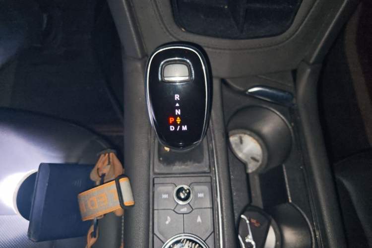 Used Cadillac XT5 2020 Revised Version 28T Luxury Edition Gear Lever
