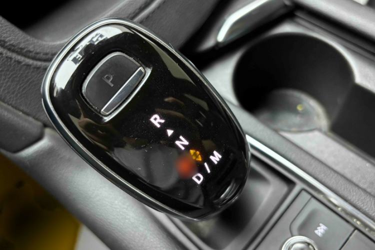Used Cadillac XT5 2020 Revised Version 28T Luxury Edition Gear Lever