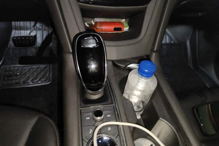 Used Cadillac XT5 2020 28T Luxury Version Gear Lever