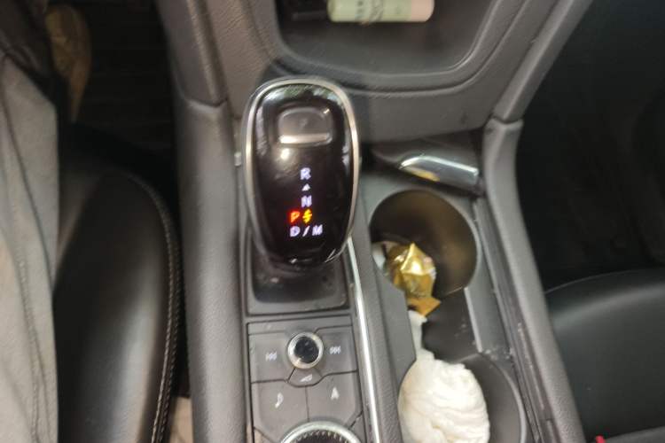 Used Cadillac XT5 2020 28T Four-Wheel Drive Luxury Version Gear Lever