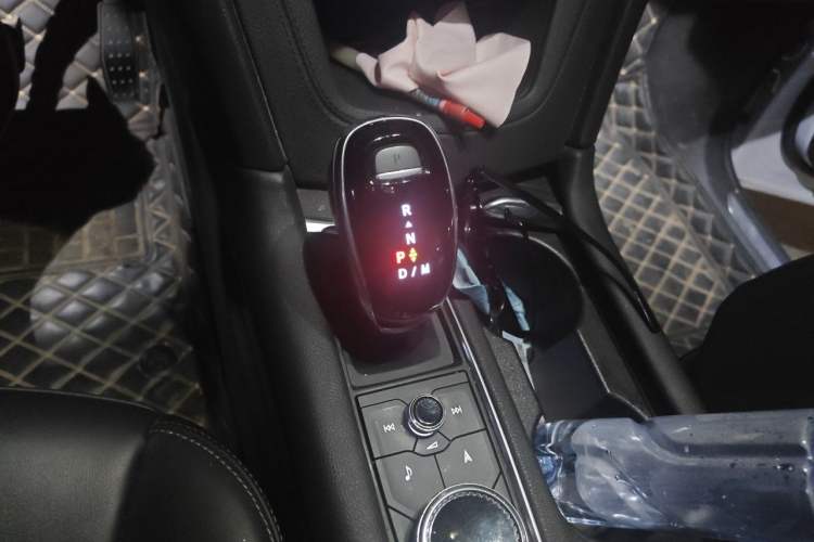 Used Cadillac XT5 2020 28T Luxury Version Gear Lever