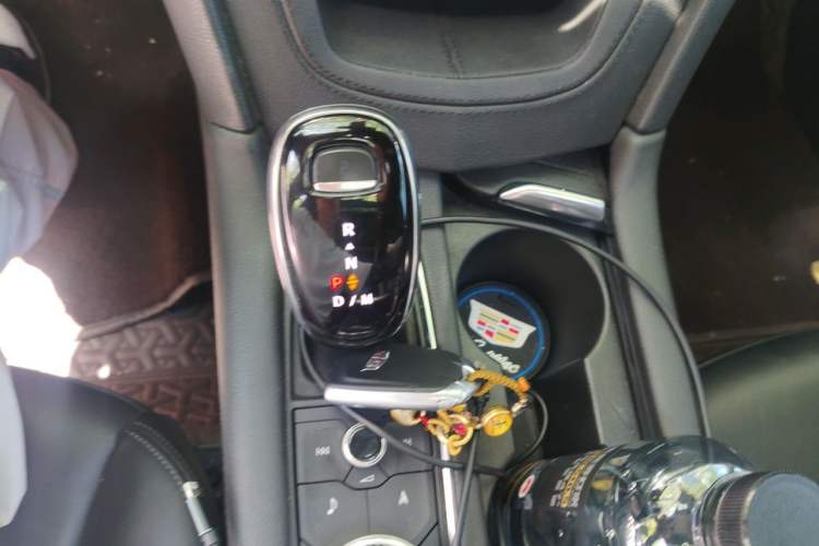 Used Cadillac XT5 2020 28T Luxury Version Gear Lever