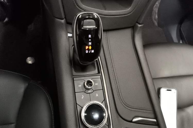 Used Cadillac XT5 2020 28T Luxury Version Gear Lever