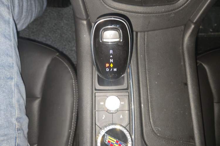 Used Cadillac XT5 2020 28T Luxury Version Gear Lever