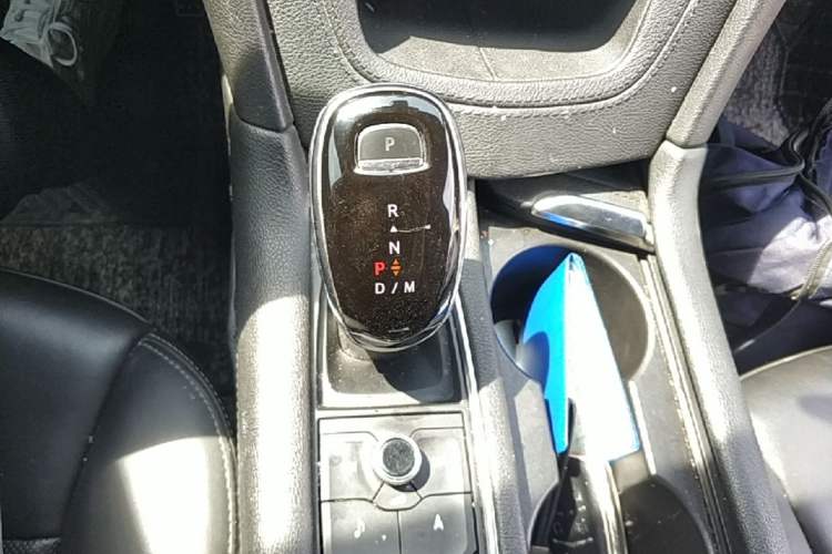 Used Cadillac XT5 2020 28T Luxury Version Gear Lever