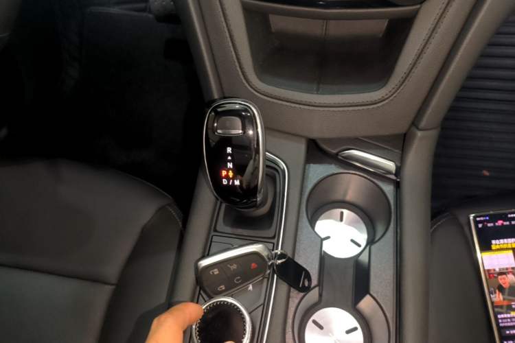 Used Cadillac XT5 2020 28T Four-Wheel Drive Luxury Version Gear Lever