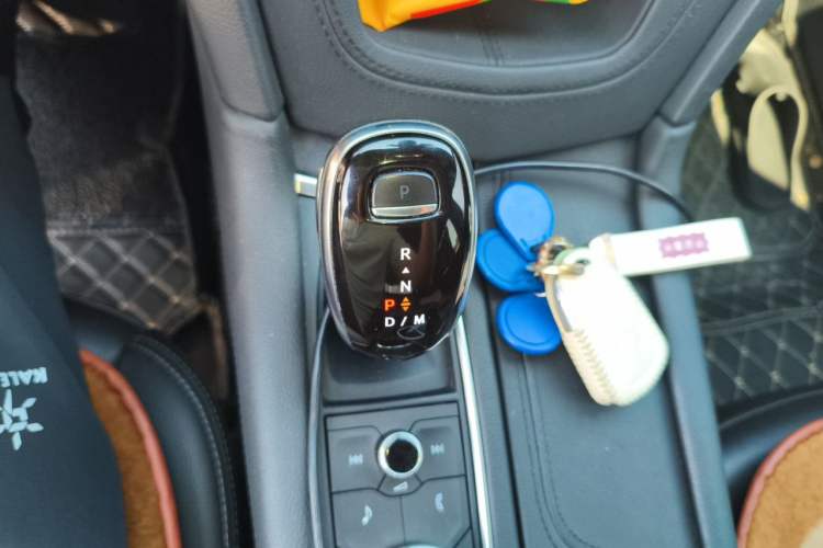 Used Cadillac XT5 2020 Revised Version 28T Luxury Edition Gear Lever