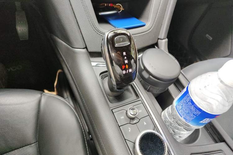 Used Cadillac XT5 2020 28T 4x4 Leading Sport Model Gear Lever