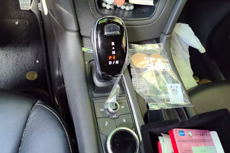 Used Cadillac XT5 2020 Revised Version 28T Luxury Edition Gear Lever