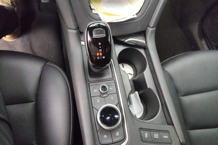 Used Cadillac XT5 2020 Revised Version 28T Luxury Edition Gear Lever