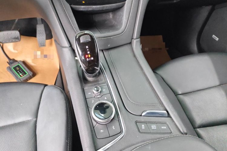 Used Cadillac XT5 2020 28T Luxury Version Gear Lever
