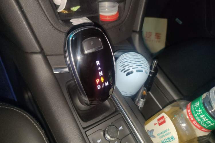 Used Cadillac XT5 2020 28T Luxury Version Gear Lever