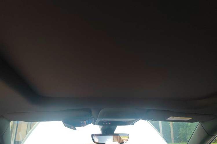 Used Cadillac XT5 2020 28T Four-Wheel Drive Luxury Version Headliner