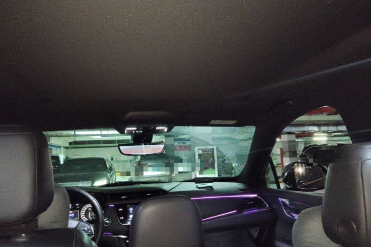 Used Cadillac XT5 2020 28T Luxury Version Headliner